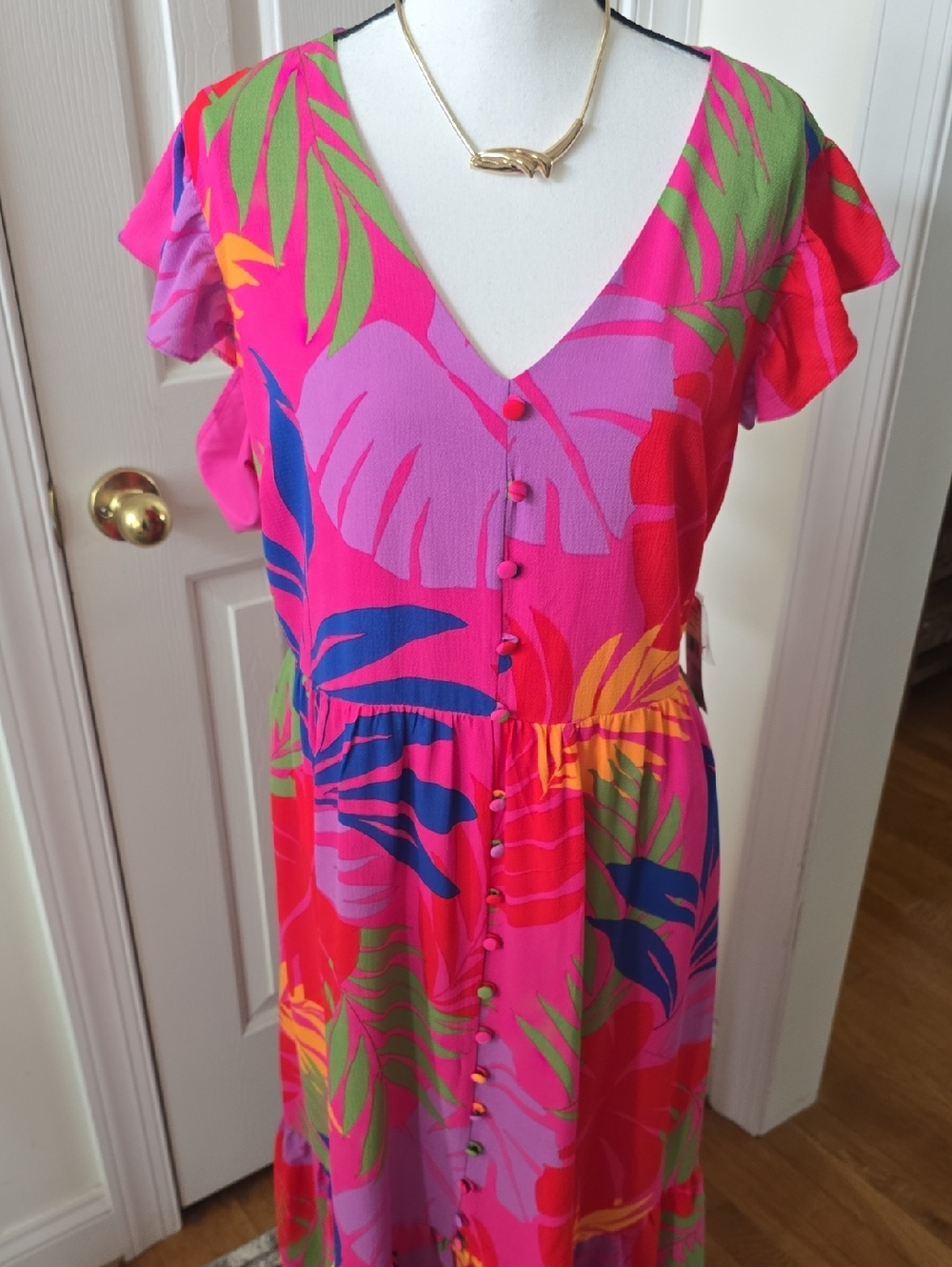 52SEVEN BRAND WOMEN'S PLUS SIZE PINK AND RED TROPICAL LONG DRESS SIZE 24W